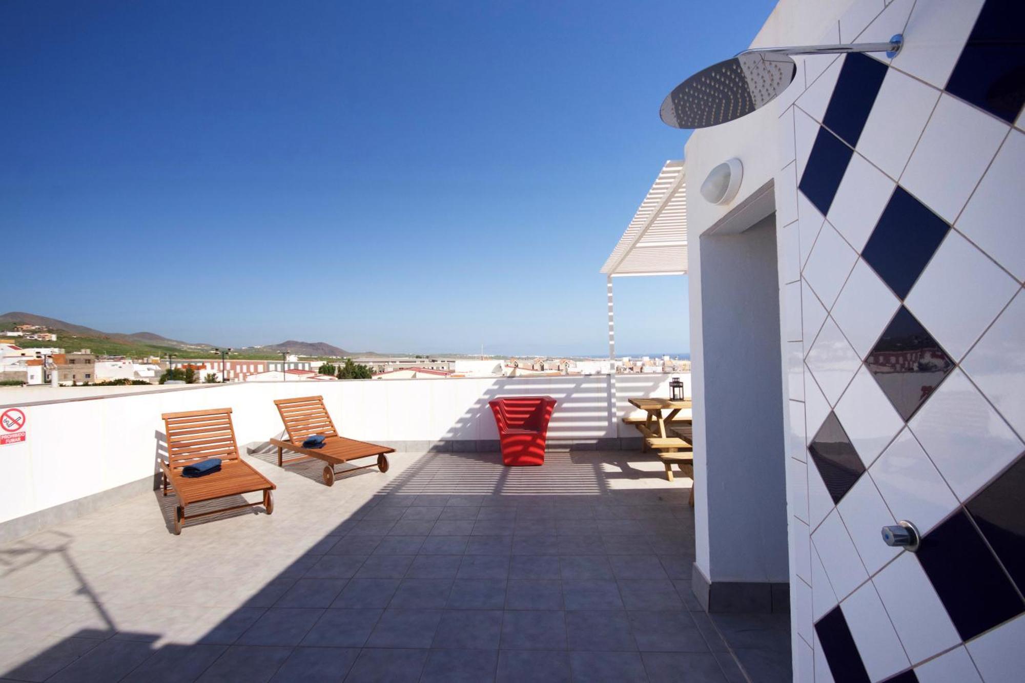 Apartamentos A 10 Minutos Del Aeropuerto Carrizal Dış mekan fotoğraf