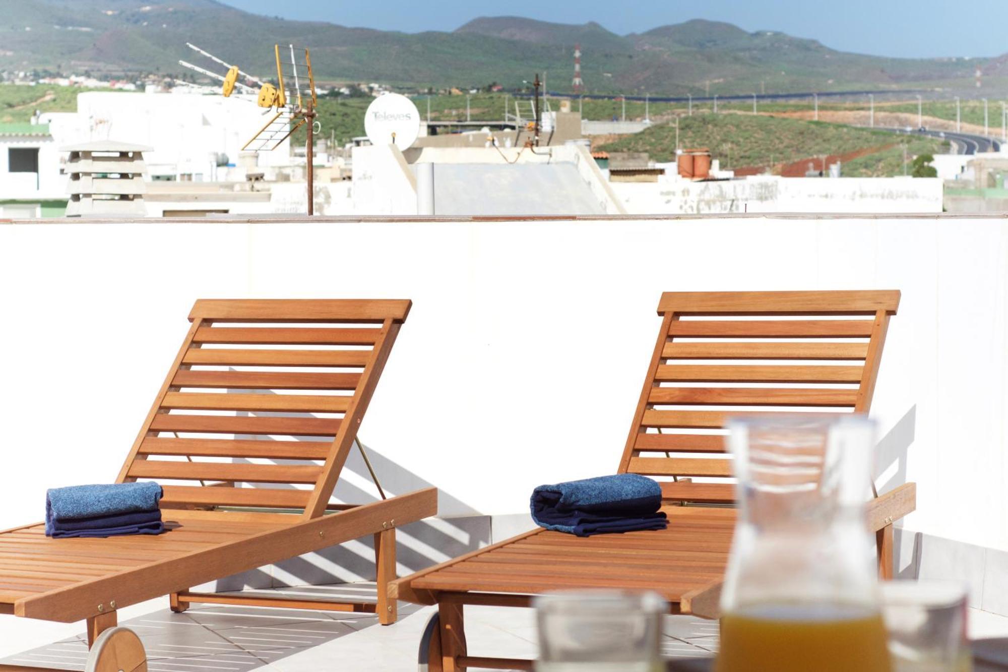 Apartamentos A 10 Minutos Del Aeropuerto Carrizal Dış mekan fotoğraf