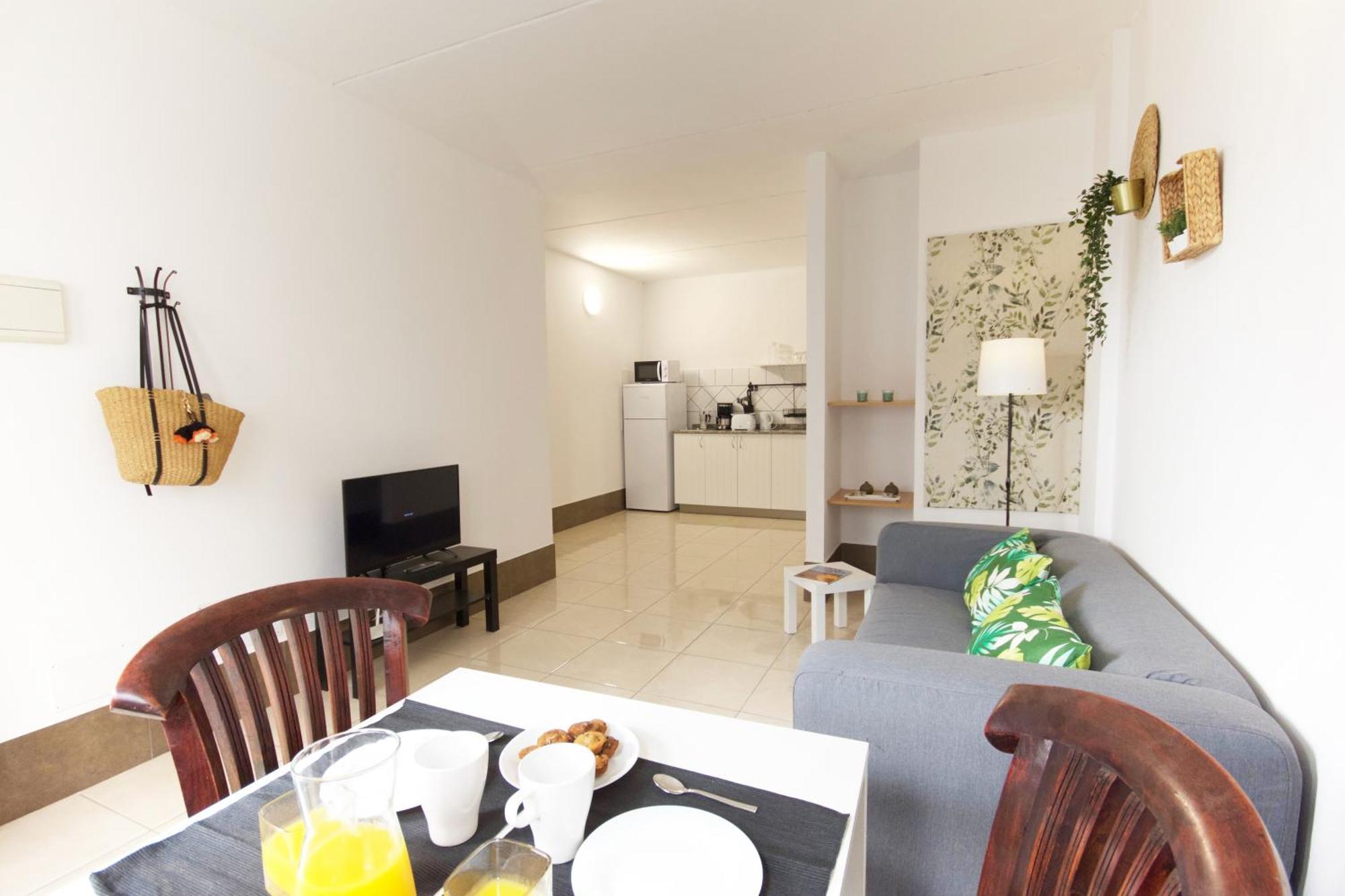 Apartamentos A 10 Minutos Del Aeropuerto Carrizal Oda fotoğraf