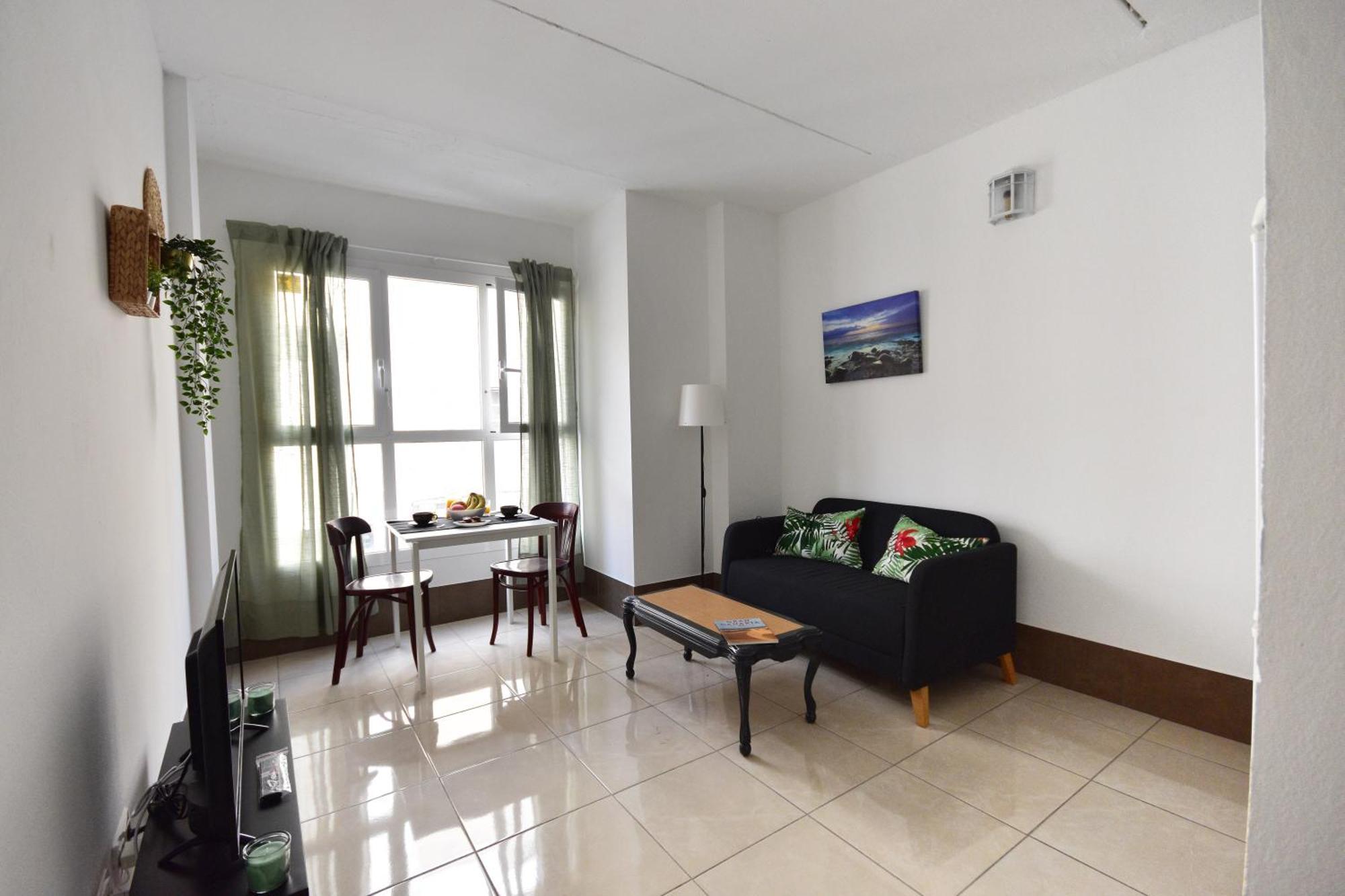 Apartamentos A 10 Minutos Del Aeropuerto Carrizal Oda fotoğraf
